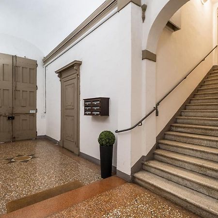 Appartamento Guerrazzi Vicino A Palazzo Garganelli Bologna Exteriör bild